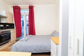 Cosy studio flat in the Polygon