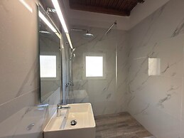 Olga's Sea View Studios -500m from Ipsos