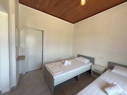Olga's Sea View Studios -500m from Ipsos