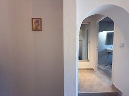 Olga's Sea View Studios -500m from Ipsos
