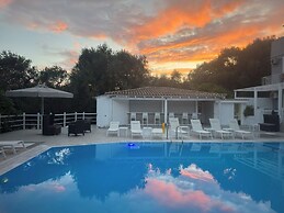 Olga's Sea View Studios -500m from Ipsos