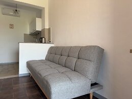 Olga's Sea View Studios -500m from Ipsos