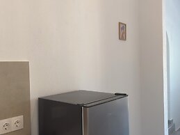Olga's Sea View Studios -500m from Ipsos