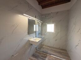 Olga's Sea View Studios -500m from Ipsos