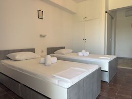 Olga's Sea View Studios -500m from Ipsos