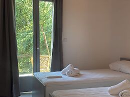 Olga's Sea View Studios -500m from Ipsos