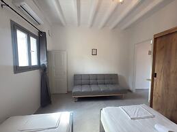 Olga's Sea View Studios -500m from Ipsos
