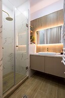 Elegant & Bright 2BR Condos - Steps from Old Town