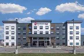 Best Western Plus Neepawa Hotel