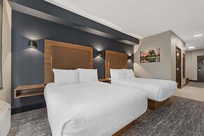 Best Western Plus Neepawa Hotel