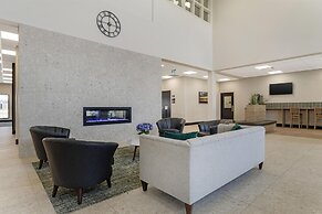 Best Western Plus Neepawa Hotel