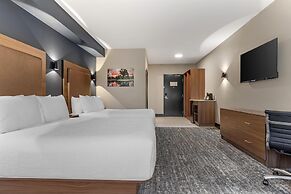 Best Western Plus Neepawa Hotel