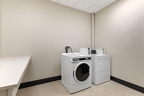 Best Western Plus Neepawa Hotel