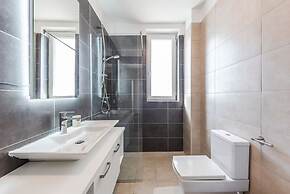 Serene Haven Talea Beachfront With Pool Access