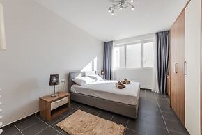 Serene Haven Talea Beachfront With Pool Access