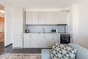 Serene Haven Talea Beachfront With Pool Access