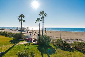 Blue Haven Talea Beachfront With Pool Access