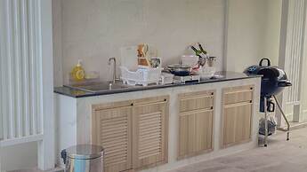 Wana Villa ChaAm