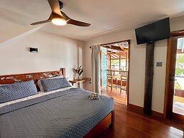 Bocas Beachfront Lodge