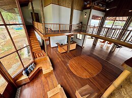 Bocas Beachfront Lodge
