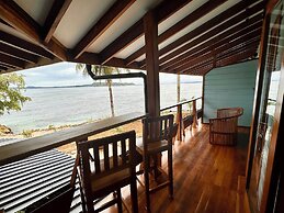 Bocas Beachfront Lodge