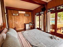 Bocas Beachfront Lodge