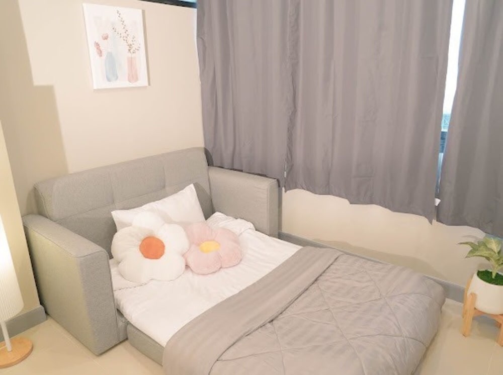 BnB98 Silom Hotel