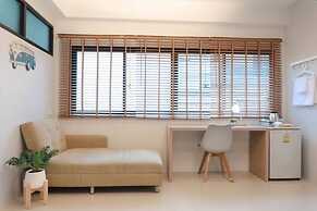 BnB98 Silom Hotel