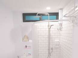 BnB98 Silom Hotel