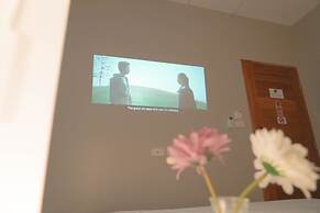 BnB98 Silom Hotel