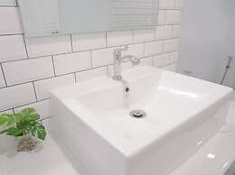 BnB98 Silom Hotel