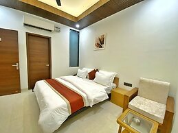 Luxe Stays