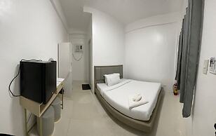 HOTEL THE MIR