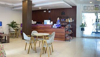 HOTEL THE MIR