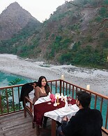 Raga on the Ganges
