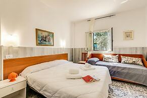 Stella Marina Residence