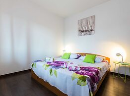 Spacious Zadar Apartments Near Beach