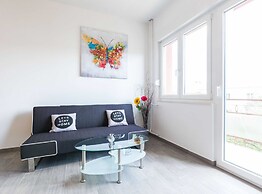 Spacious Zadar Apartments Near Beach