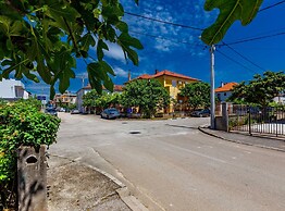 Spacious Zadar Apartments Near Beach