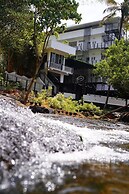 Palatty's Resort