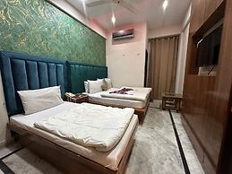 Prime Inn Hotel