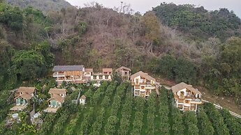 Akha PhamiO