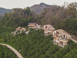Akha PhamiO