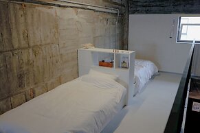 Re PORT HOTEL