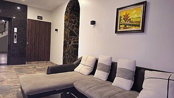 Serena Tam Coc Hotel & Villa