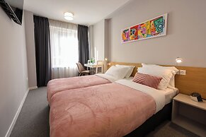 LOCATION HOTEL