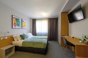 LOCATION HOTEL