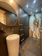 Namuri Luxury Rooms
