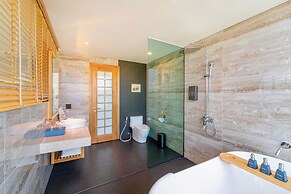 Sala Quy Nhon Beach Hotel