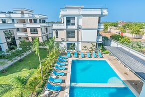 Leshan Luxury Villas
